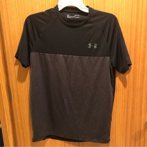 Under Armour shirt shirt size small